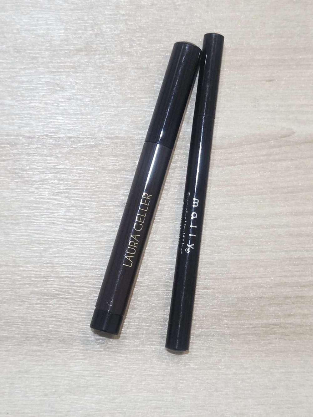 Black And Brown Eyeliner Duo - Laura Geller & Mally